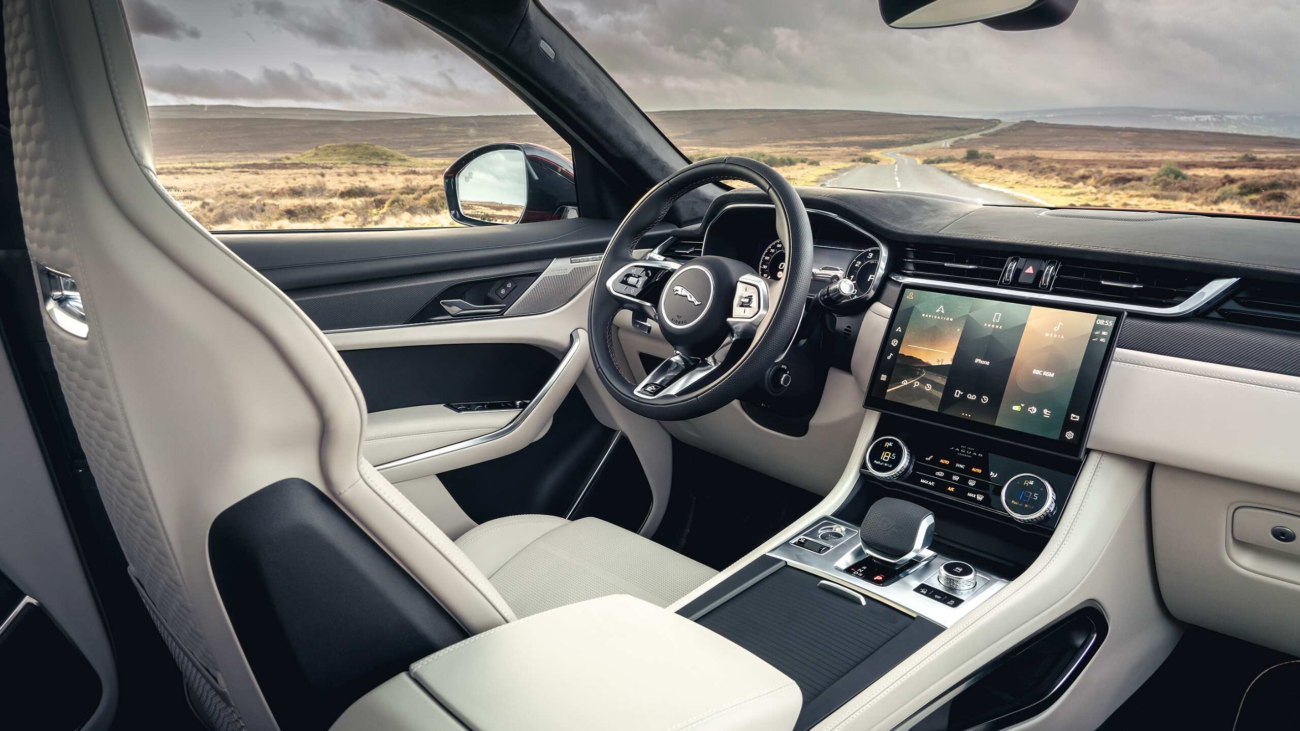 FPACE SVR 575 EDITION a Celebration of Power Jaguar® Australia